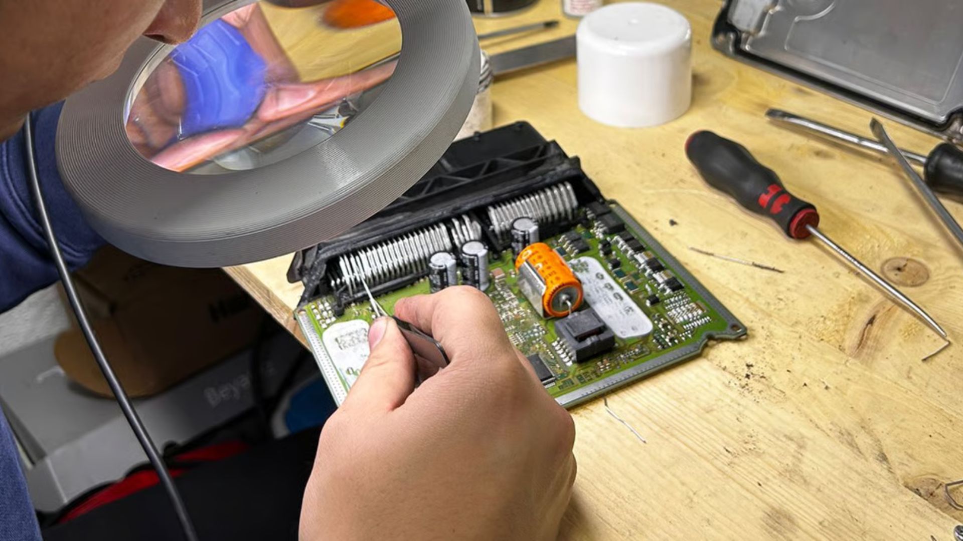 Reprogramación de centralita en León